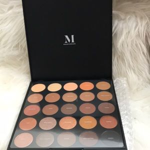 New Morphe pallet  NEW IN BOX